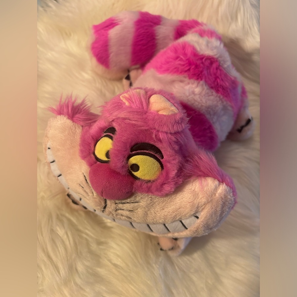 Large Disney Store Genuine CHESHIRE CAT
Alice In Wonderland Plush Toy 19'" EUC
